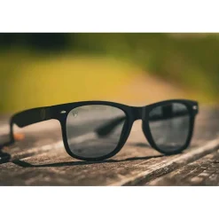 Lunettes Polarisantes Fox Rage Matt Black Grey Lens Sunglasses